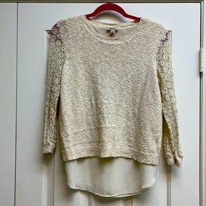 Lucky Brand cream sweater with embroidered sleeves size large.